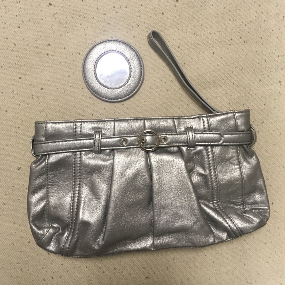 Neiman Marcus Clutch+Make up Mirror NWOT